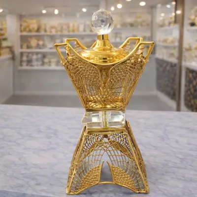 Brûleur d’encens décoratif doré avec cristal – Bakhoor design oriental élégant