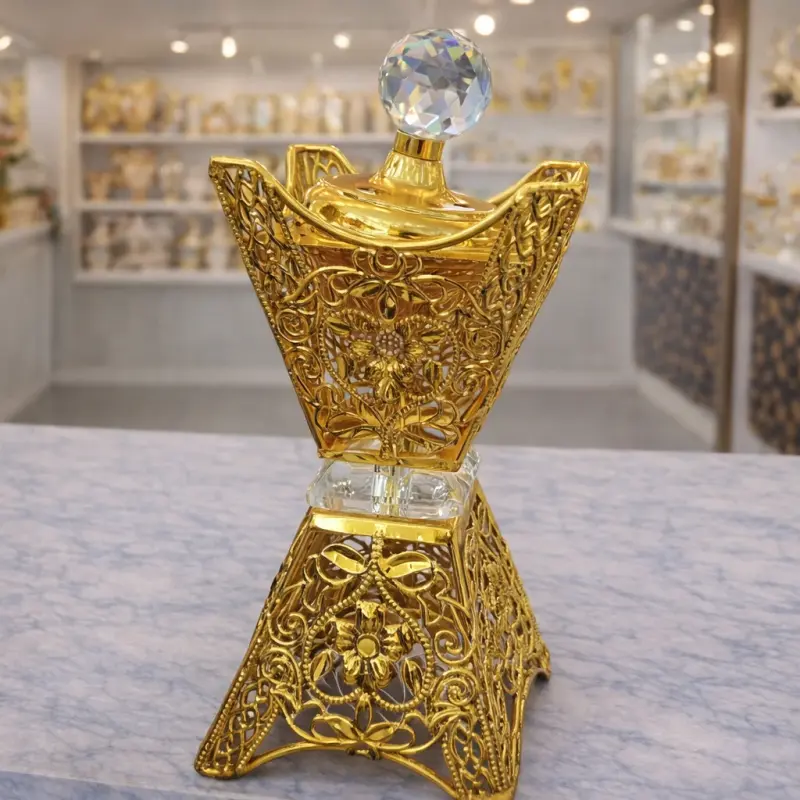 Brûleur d’encens décoratif doré avec cristal – Bakhoor élégant pour maison et réception