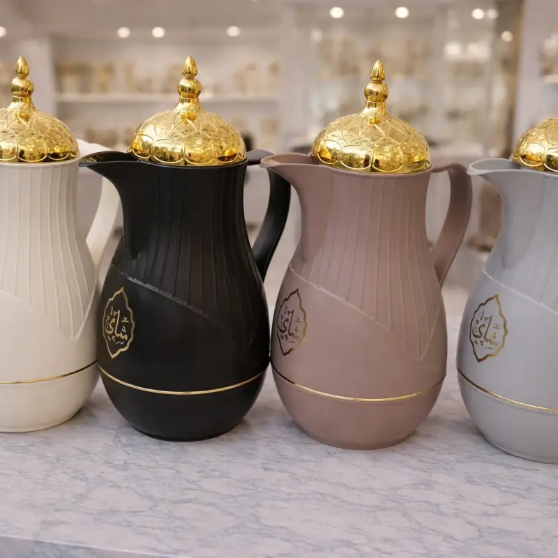 Thermos isotherme design avec couvercle doré – Carafe élégante pour café et thé