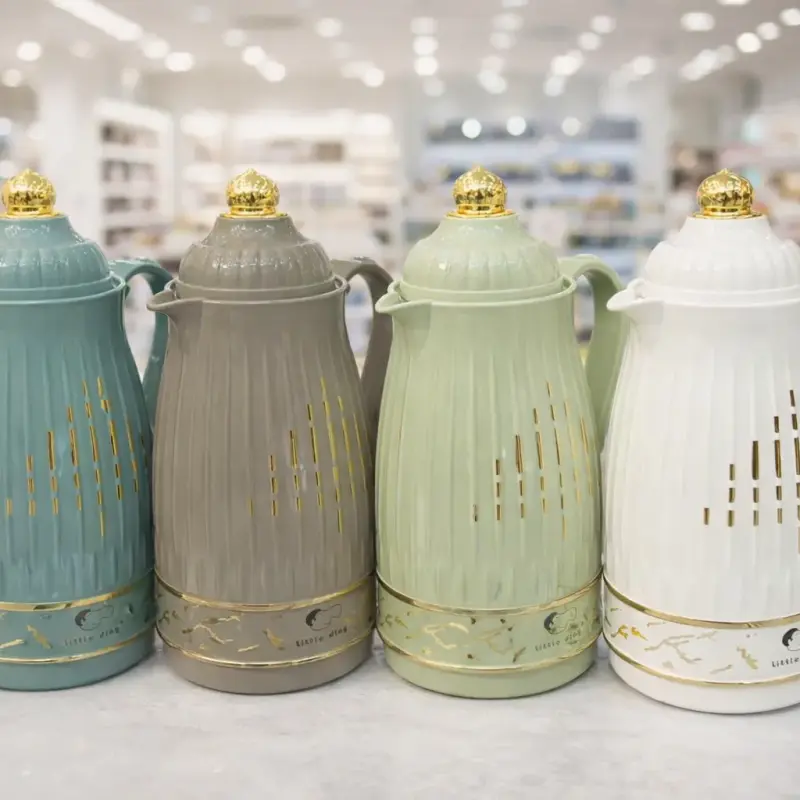 Thermos isotherme design nervuré – Couleurs pastel & couvercle doré